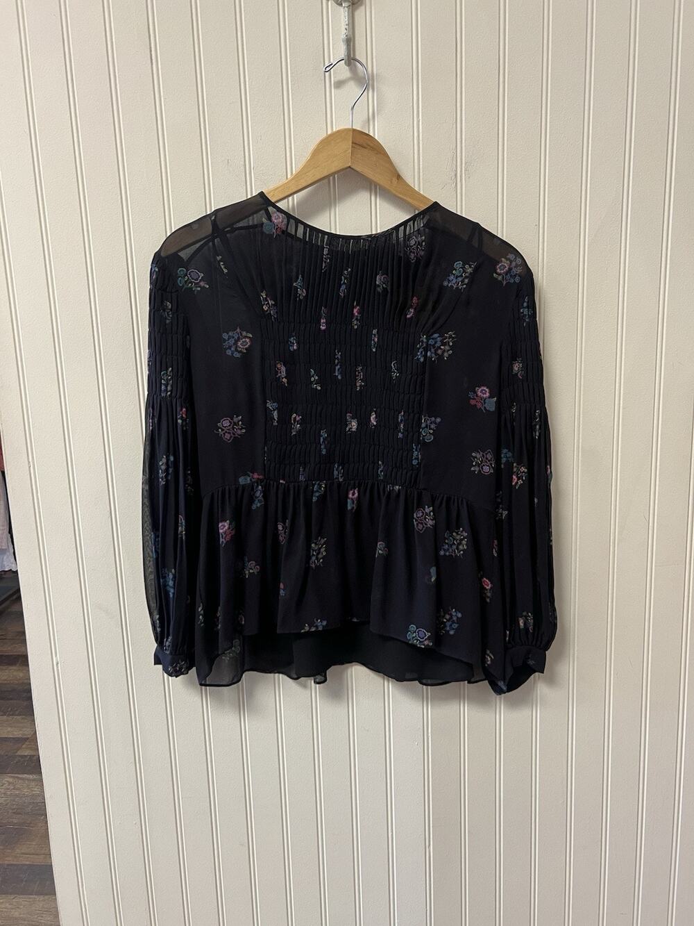 NWOT Veronica Beard Black Floral Long Sleeve Silk Crew Neck Top W/ Cami Size 0
